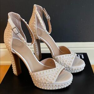 NWB I.N.C. International Concepts Pearl Platform Heels